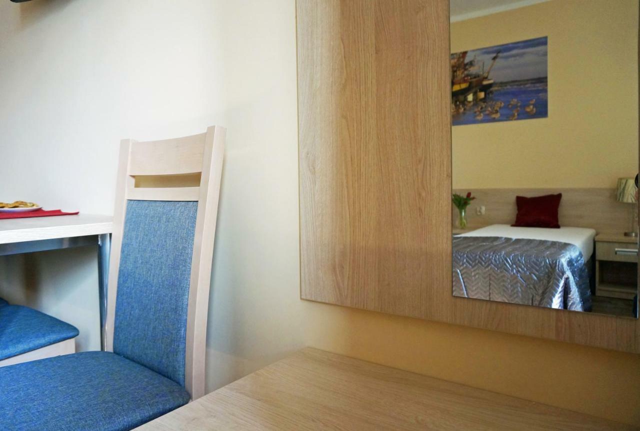 Osrodek Rodzinny "Pod Wydmami" Przy Plazy , Plac Zabaw , Rowery サルビノボ エクステリア 写真